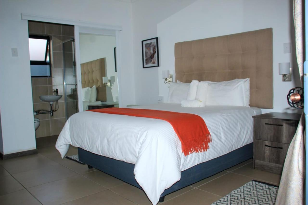 Tranquility Guesthouse Standerton Ngoại thất bức ảnh
