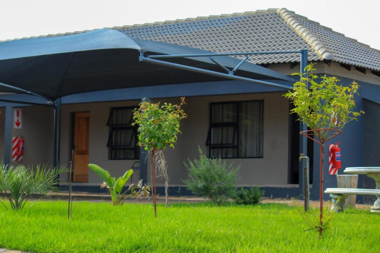 Tranquility Guesthouse Standerton Ngoại thất bức ảnh