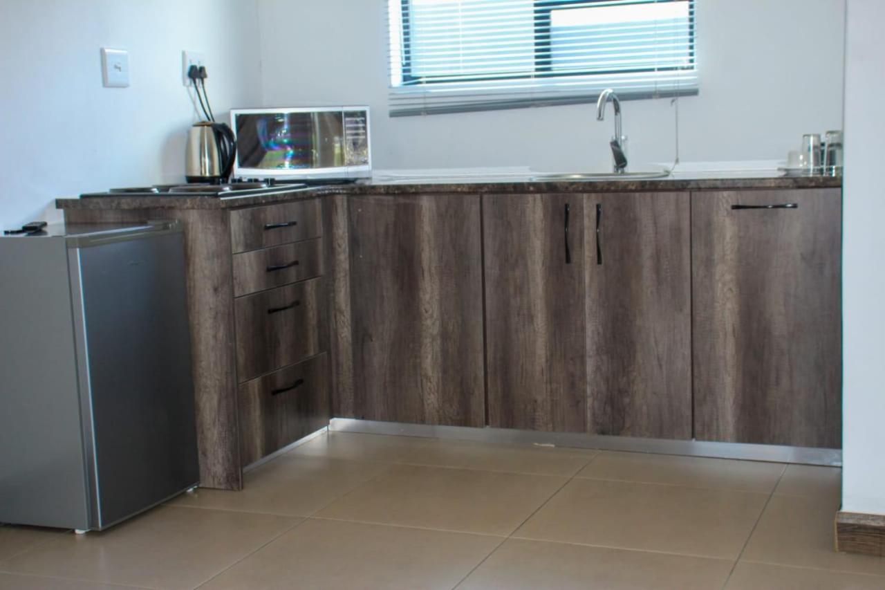 Tranquility Guesthouse Standerton Ngoại thất bức ảnh