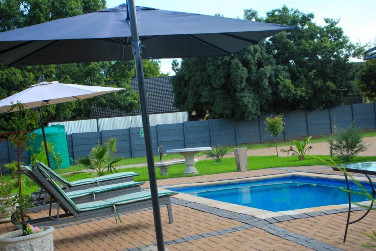 Tranquility Guesthouse Standerton Ngoại thất bức ảnh